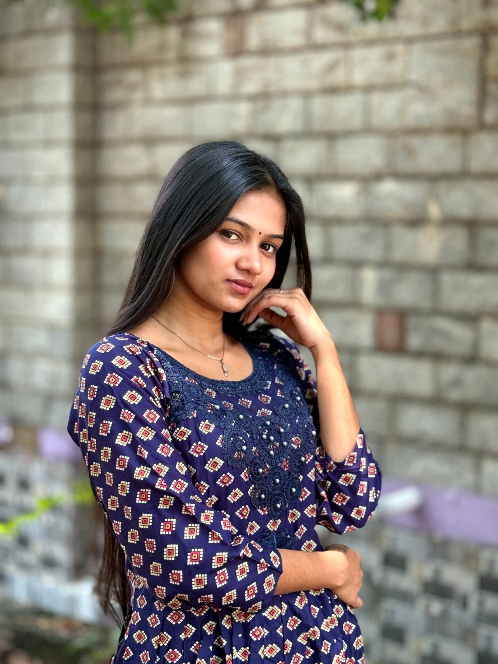 Indigo Heritage Charm - Elegant Bloom