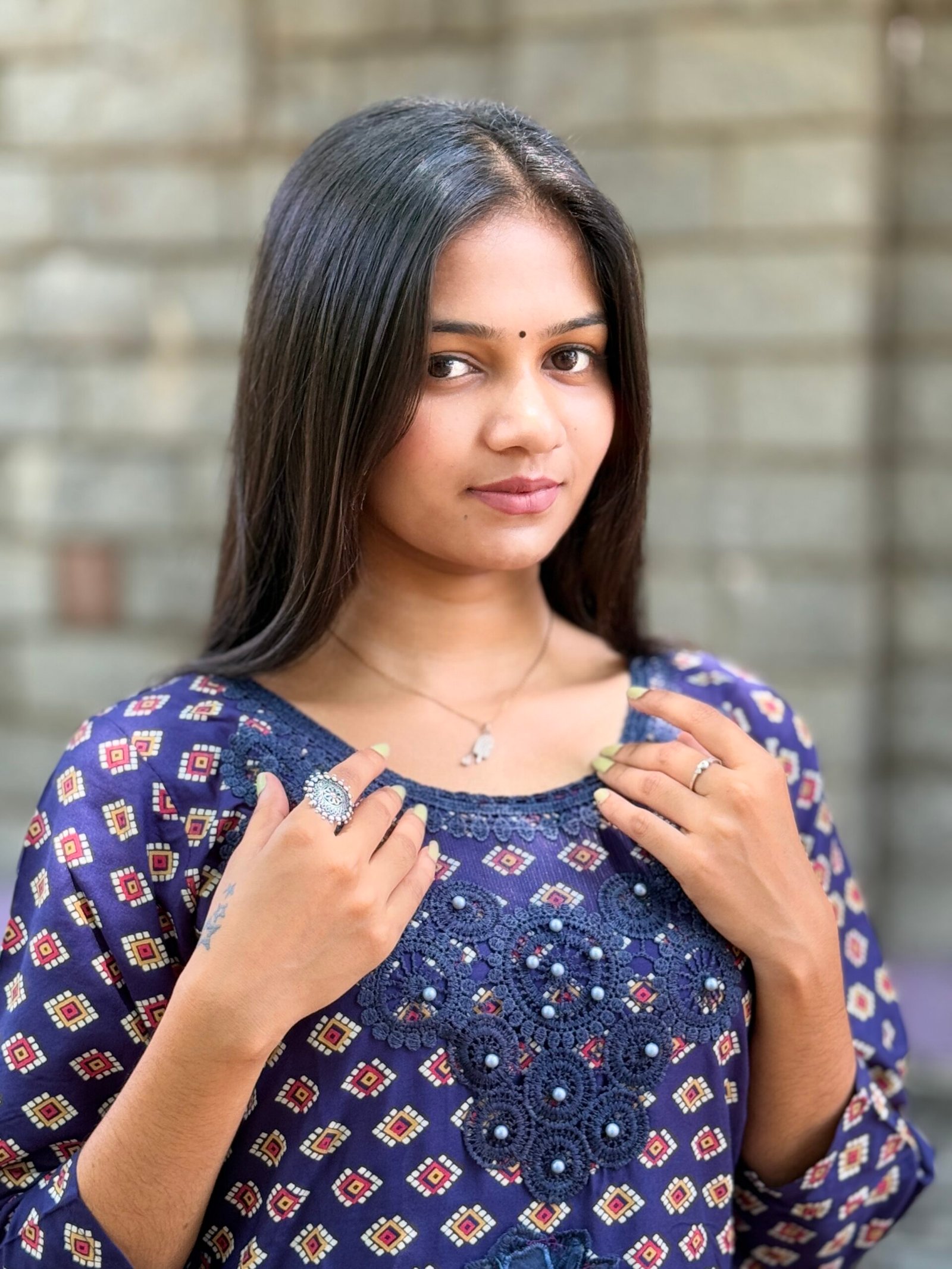 Indigo Heritage Charm - Elegant Bloom